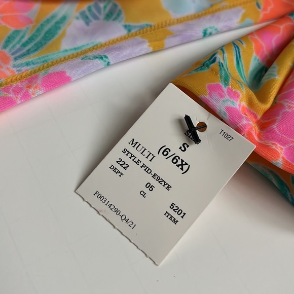 NWT Art Class Size Small Multicolor Floral Long Sleeve Cropped Swim Top - Picture 6 of 6